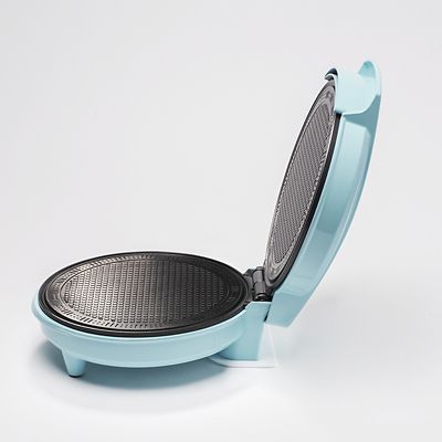 Gourmet Gadgetry Vintage Tea Party Ice Cream Cone and Waffle Dish Maker image(6)