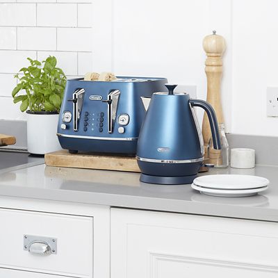 De’Longhi Distinta Flair 1.7L Kettle Prestige Blue KBI3001.BL image(5)