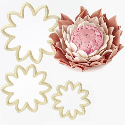 Easy Dahlia, Chrysanthemum and Water Lily Icing Cutters – Set of 3 image(1)