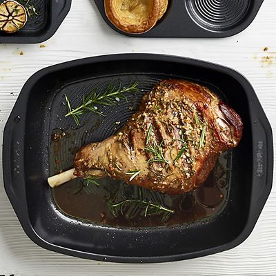 Circulon Ultimum Oven Tray and Roaster Set image(3)