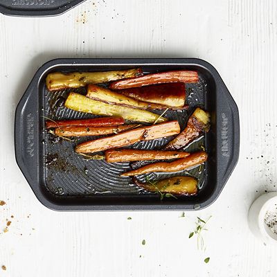 Circulon Ultimum Small Oven Tray and Roaster Set image(2)