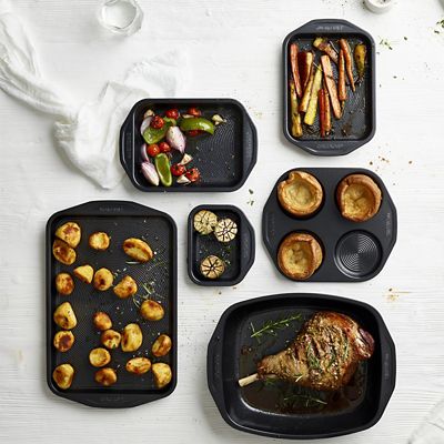 Circulon Ultimum Small Oven Tray and Roaster Set image(5)