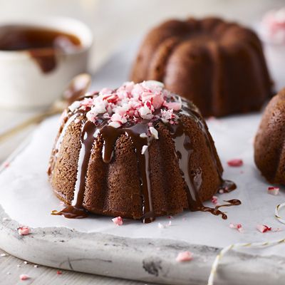 Diamond Blue Mini Fluted Cake Tins – Set of 4 alt image 2