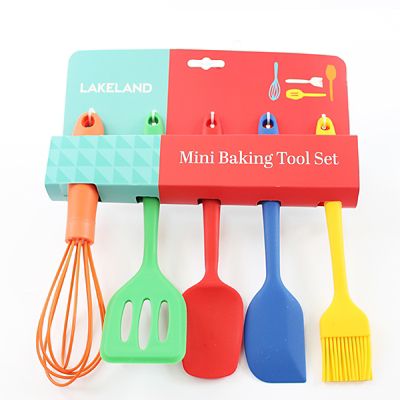 Miniature baking shop utensils