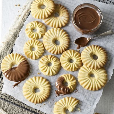 2 Ring Shaped Biscuit Nozzles image(2)