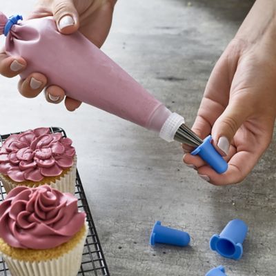 Lakeland 46pc Cake Decorating Starter Set image(3)