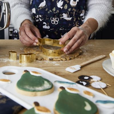 12 Days of Christmas 3-Piece Partridge and Pear Cutter Set image(8)