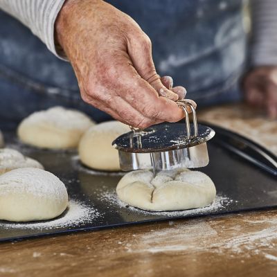 Lakeland Kaiser Bread Roll Stamp image(2)
