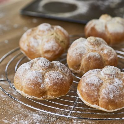 Lakeland Kaiser Bread Roll Stamp image(5)