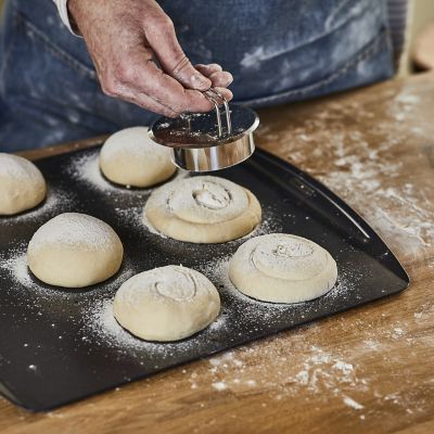 Lakeland Spiral Bread Roll Stamp image(3)
