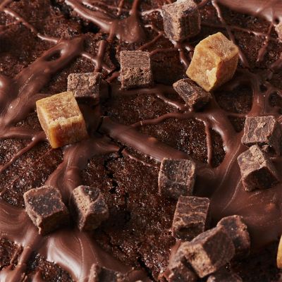 Cake Angels Salted Caramel Fudge and Brownie Posh Cake Toppers 90g image(3)