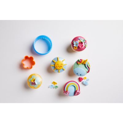 Renshaw Personalise Me! Rainbow and Unicorn Icing and Decorating Kit  image(2)