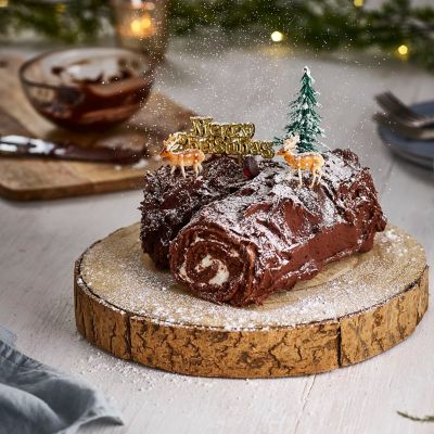 5 Piece Woodland Yule Log and Cake Decorating Kit image(2)