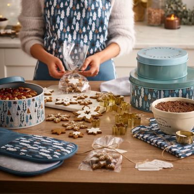 Alpine Forest Double Oven Gloves image(2)