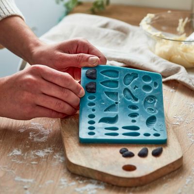 Lakeland Silicone Animal Cake Mould image(5)