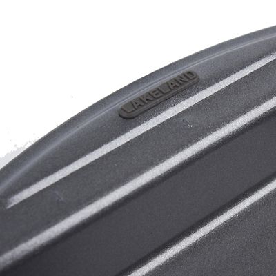 Lakeland Blue Brownie Tin image(3)