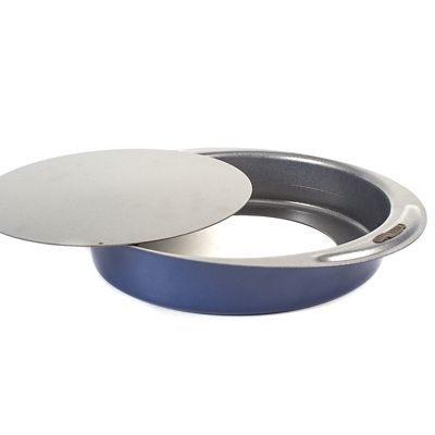 Lakeland Blue 20cm Loose Based Round Sandwich Tin image(3)
