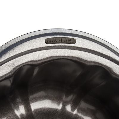 Lakeland Blue Fluted Cake Ring image(5)