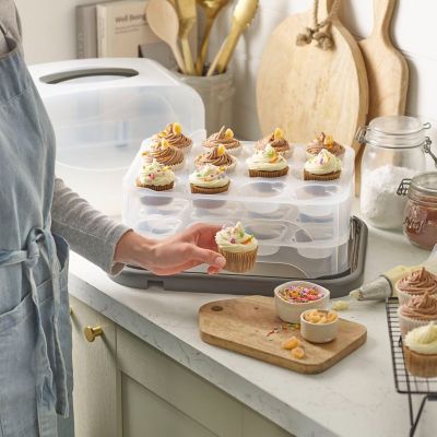 Lakeland Two-Tier 24 Cupcake Carrier image(6)