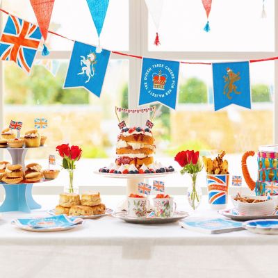 Talking Tables Right Royal Spectacle Cake Toppers – Pack of 12 image(5)