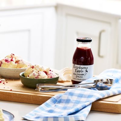 Hawkshead Relish Raspberry Ripple Sauce image(2)