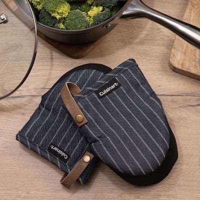 2 Cuisinart Neoprene Mini Oven Mitts Herringbone - Colours Vary image(6)