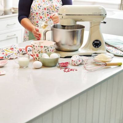 Strawberry Patch Apron image(3)