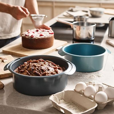 Joseph Joseph Nest Bake Round Cake Tins - Set of 2 image(2)