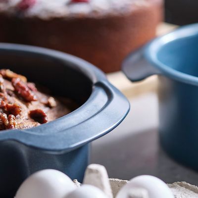 Joseph Joseph Nest Bake Round Cake Tins - Set of 2 image(5)