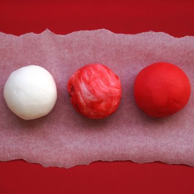 Squires Kitchen Intense Red Food Colouring 50g image(3)