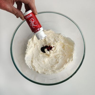 Squires Kitchen Intense Red Food Colouring 50g image(4)