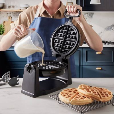 Lakeland Belgian Waffle Maker image(5)