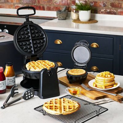 Lakeland 2 in 1 Waffle and Pancake Maker image(6)