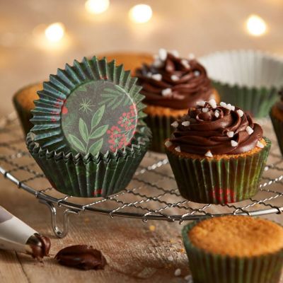 60 Festive Foliage Cupcake Cases image(2)