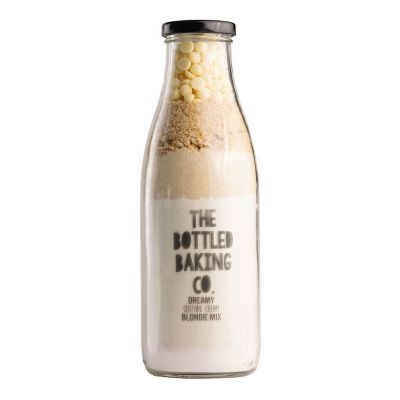 Dreamy Custard Cream Blondie Bottled Baking Mix 580g image(1)