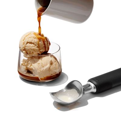 OXO Good Grips Solid Stainless Steel Ice Cream Scoop image(7)