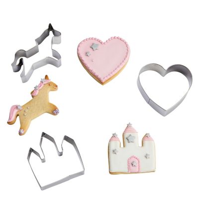 Lakeland Fairytale Cookie Cutters – Pack of 3 image(1)