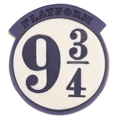 Harry Potter Platform 9¾ Cookie Cutter and Embosser image(11)