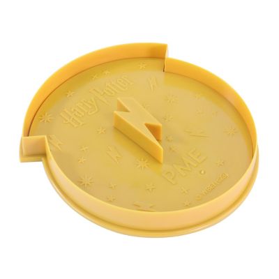 Harry Potter Platform 9¾ Cookie Cutter and Embosser image(8)