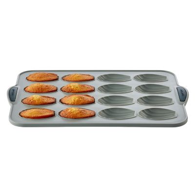 Lakeland Sure Bake Silicone Framed Madeleine  image(3)