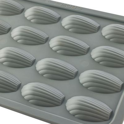 Lakeland Sure Bake Silicone Framed Madeleine  image(6)