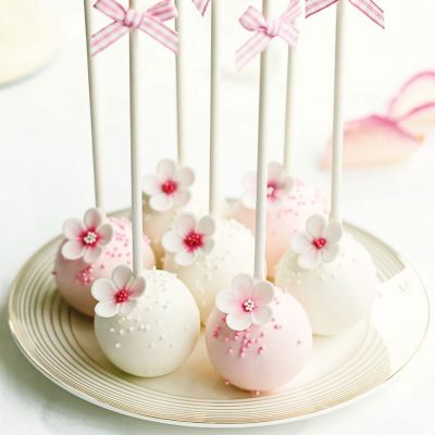 Decora White Cake Pop Sticks - Pack of 25 image(2)