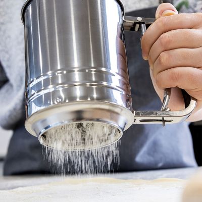 Kitchencraft Flour Sifter  image(2)