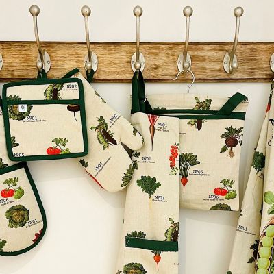 RHS Benary Vegetables Gauntlet Stone image(2)