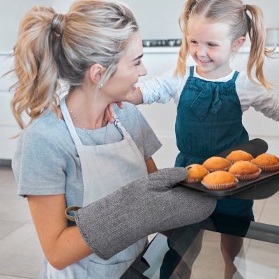 Cuisinart Large Mitts Oven Gloves - Grey image(2)