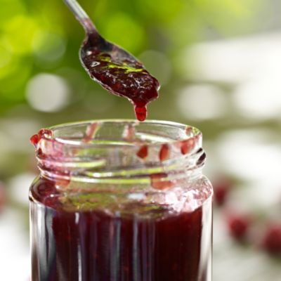 12 Standard Glass Jam Jars With Gold Lids 380ml (1lb) image(5)