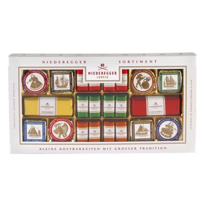 Marzipan Lovers' Gift Box image(1)