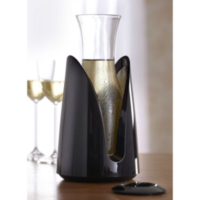 Rapid Ice Cooling Carafe image(1)