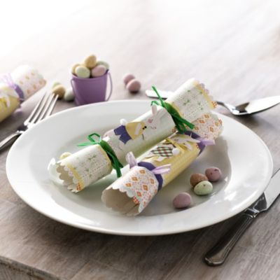 8 Easter Crackers image(1)