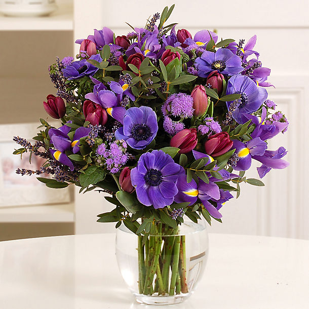 Lavender Bouquet with free express delivery image(1)